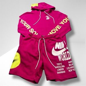 Nike Sportswear World Tour set (hoodie and short) Fireberry color sizeS-M